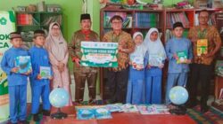 Dukung Literasi Anak, APICAL Salurkan Ratusan Buku ke Tiga Sekolah Dasar di Dumai